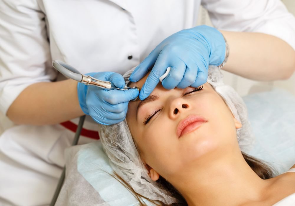 Quanto custa uma sessão de microdermoabrasão com cristal